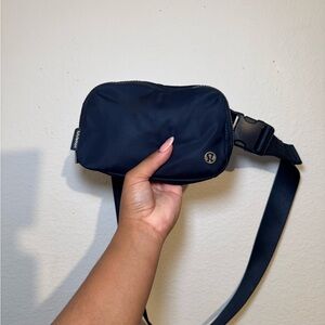Navy blue lululemon belt bag